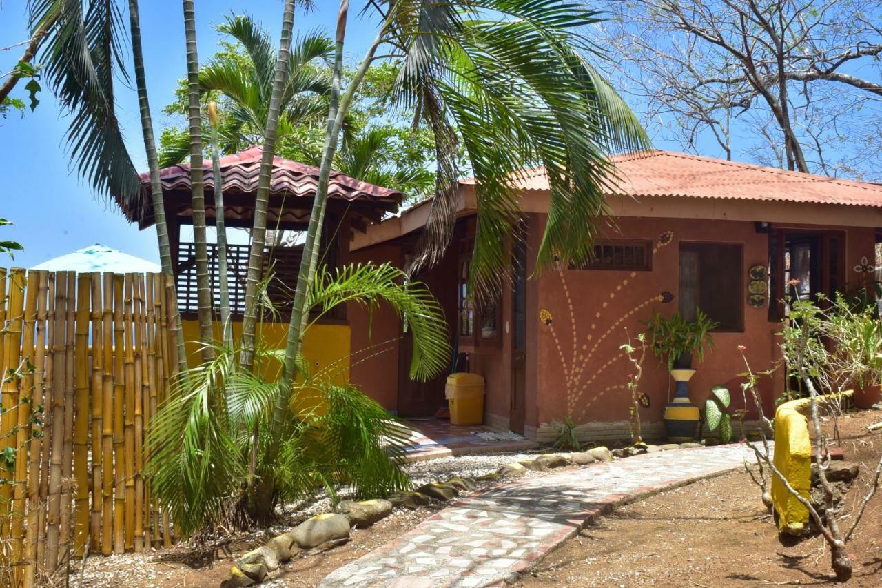 Hotel Montezuma Heights Extérieur photo